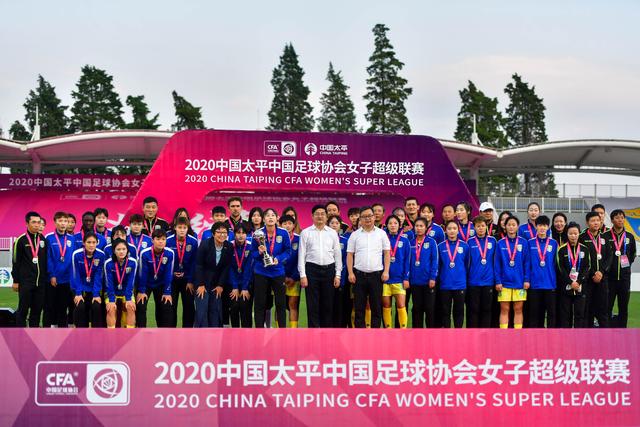 法比尼奥：本来想传球    看到马内越位于是自己射