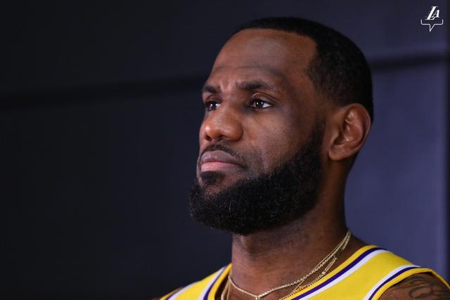 🏀黄蜂淘汰热火将争东八！鲍尔30+10+上篮绝杀！热巴伤退